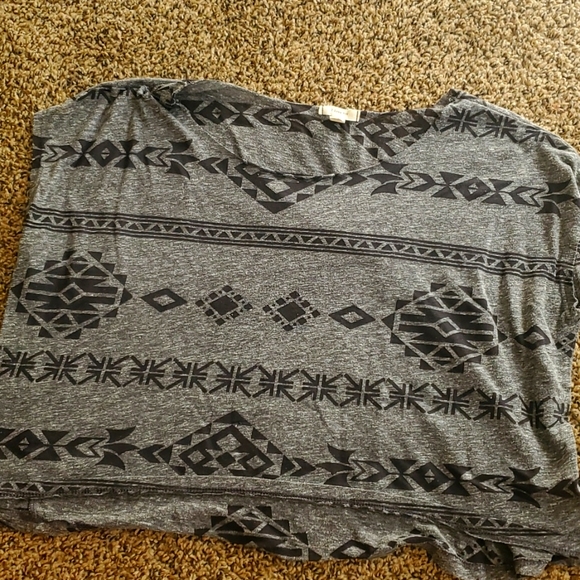 I Love H81 crop top size small gray and black - Picture 1 of 5